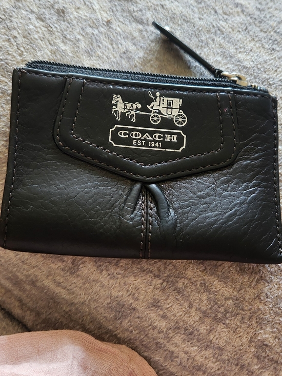 Coach Handbags - COACH Black Leather Compact Zip Card Case Wallet